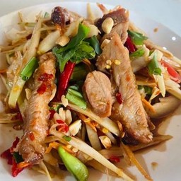 ตำหมูกรอบ