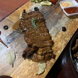 สเต๊กเนื้อสันนอกโคขุน