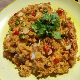 ไข่เจียวหมูสับราดข้าว