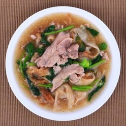 ก๋วยเตี๋ยวราดหน้านายเพ้ง