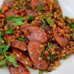 ข้าว+กระเพราหมูสับกุนเชียง