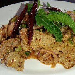 น้ำตกหมู