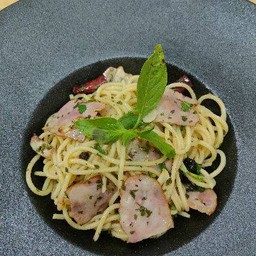 เบคอนผัดพริกแห้ง/เบคอนกรอบ (👍)