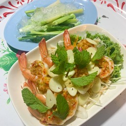 กุ้งสะดุ้งคะน้ากรอบ