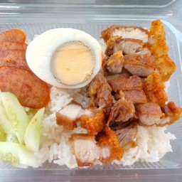 ข้าวหน้าหมูกรอบ