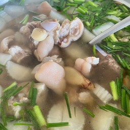 ต้มหมูหัวผักกาด