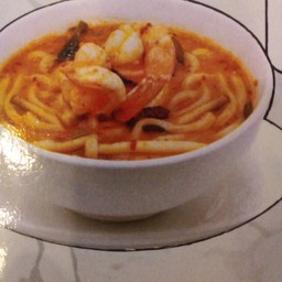 อุด้งต้มยำกุ้ง