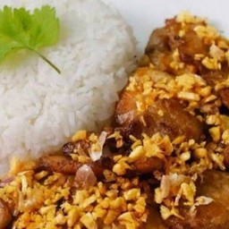 ส้มตำ ยำแซ่บ หน้าบ้าน