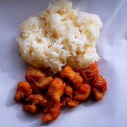 ไก่ซอสน้ำมันหอยห่อ