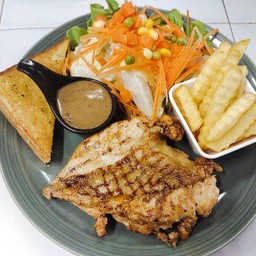 อกไก่ลัคกี้