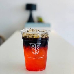 อเมริกาโน่ สตอเบอรี่