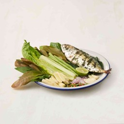 ปลาทูของน้องแมวกับน้ำปลาคราฟท์สไตล์บอร์นทูไดน์