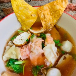บะหมี่เกี๊ยวโฟรสเด็ด