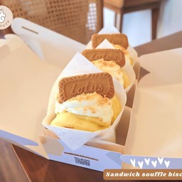 C10แซนวิส บิสคอฟ 1 ชิ้น