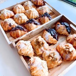 Yanee bakery homemade