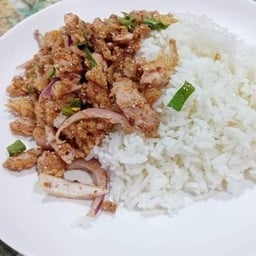 ข้าวยำไก่กรอบ.คลุกผงซีส