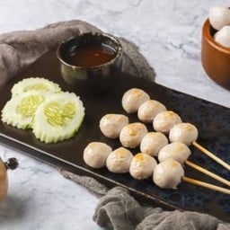 ลูกชิ้นหมูปิ้งเบตง