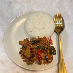 อีตี๋กะเพราปิคนิค