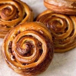Danish Raisin & Custard