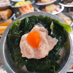 หมูสาหร่ายวากาเมะ