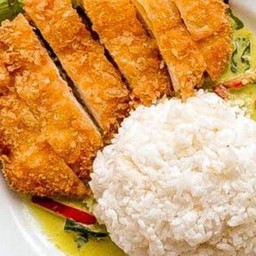 เขียวหวานไก่ทอด ราดข้าว