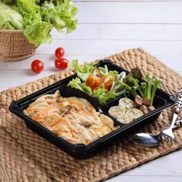 ข้าวไข่ข้นเห็ดมังสวิรัติ + มินิสลัด + ปอเปี๊ยะสดมังสวิรัติ