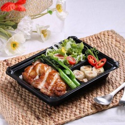 ข้าวอบไก่สีฟ้า + มินิสลัด + มินิทานเล่น