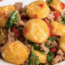 ลูกชิ้นช้างช้าง ฟรีผักสด^^