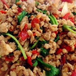 กระเพราหมูสับ