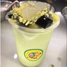 น้ำเต้าหู้ชาเขียวปั่น ทรงเครื่อง