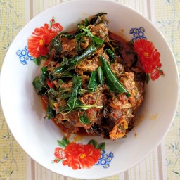 ผ้ดเผ็ดปลาดุกทอดกรอบ