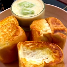 Mini Toast ย่างเนย