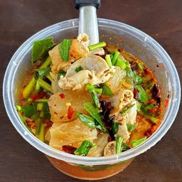ต้มแซ่บเอ็นใสเนื้อ+ไส้อ่อน (ร้านได้จากไลน์แมน120฿)