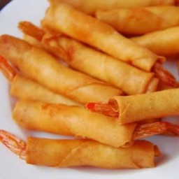 ปอเปี๊ยะกุ้งทอด 1 ชุด 5 ชิ้น