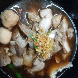 ก๋วยเตี๋ยวรวมทุกอย่าง