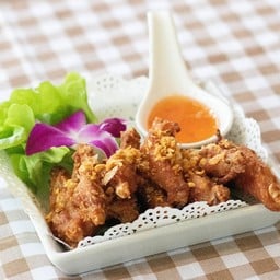 ปีกไก่ทอดเกลือ