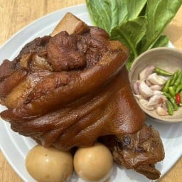 ขาหมูคุณย่า