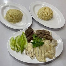 ไก่ต้มสับ+ข้าวเปล่า2ถ้วย