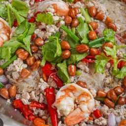 ยำวุ้นเส้นโบราณ