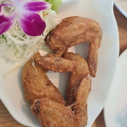 ปีกไก่ทอด