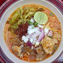 ข้าวซอยหมู