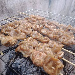 ไส้ย่างในซอย ไส้ย่าง ชุดละ60 บาท (พร้อมน้ำจิ้ม) หมูปิ้งชุดละ60บาท(พร้อมน้ำจิ้ม) ย่างเต่าถ่าน ไม่ใช้เตาแก๊สค่ะ