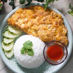 ข้าวไข่เจียวทรงเครื่อง กระทู้