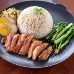 Gyoza 68 เกี๊ยวซ่าถาด สายไหม