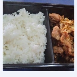 ไก่ทอดกระเทียมราดข้าว