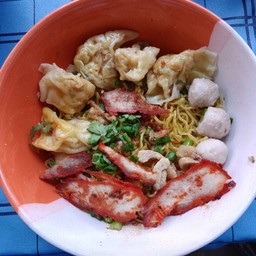 ต้มยำ ก๋วยเตี๋ยวต้มยำ น้ำใส ป้าแขก