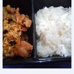 หมูทอดกระเทียมราดข้าว