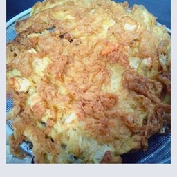 ไข่เจียวหมูสับกับข้าว. (ไข่3ฟอง )
