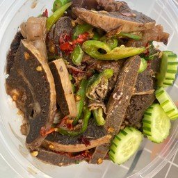 ข้าวกะเพราตับเหล็ก
