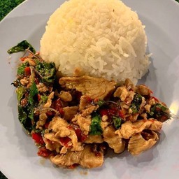 ข้าวกะเพราไก่